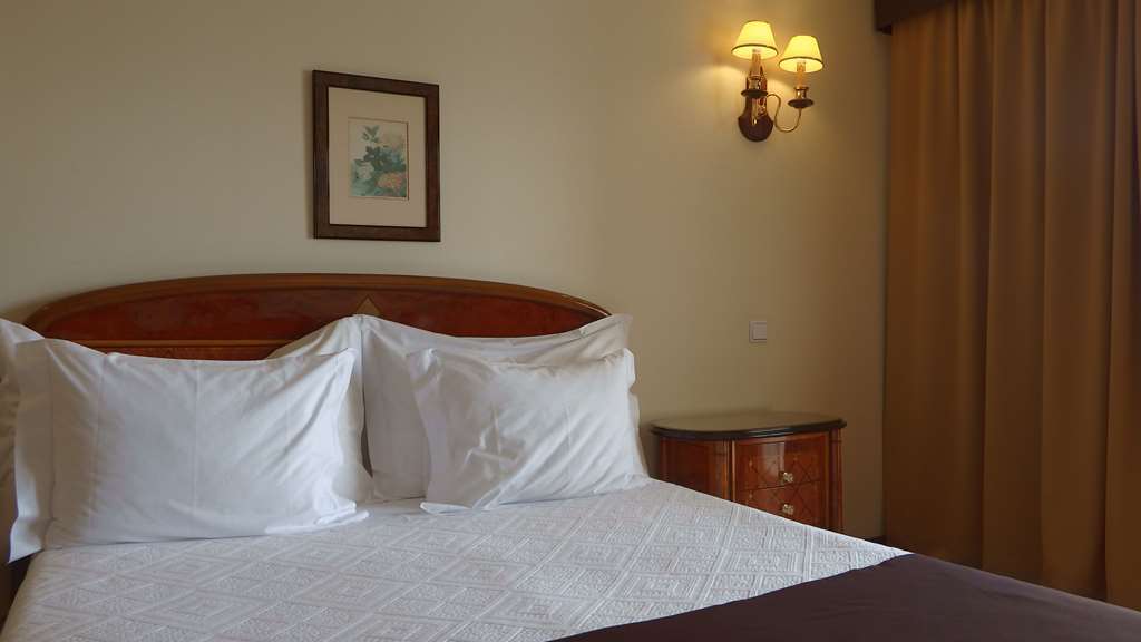 Golden Tulip Porto Gaia Hotel Vila Nova de Gaia Ngoại thất bức ảnh