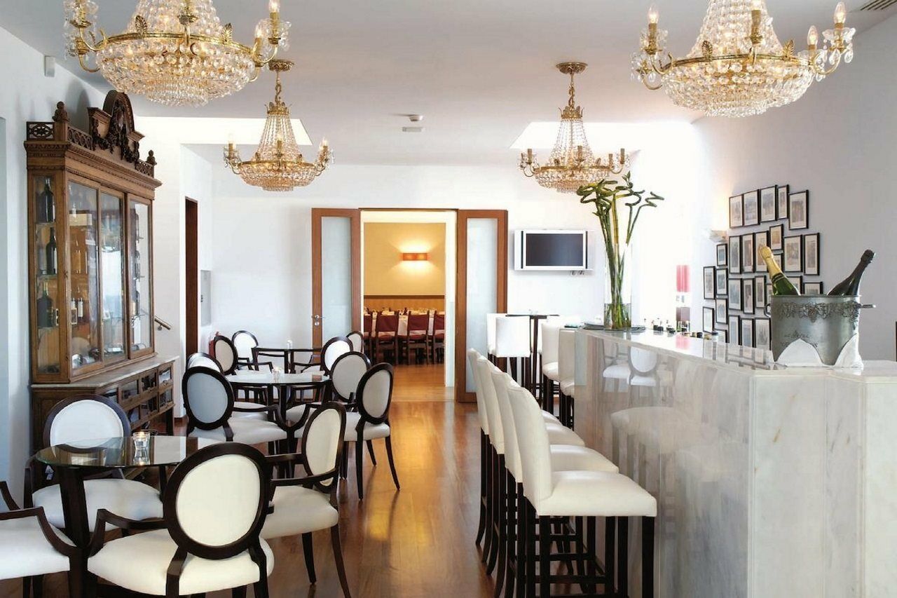 Golden Tulip Porto Gaia Hotel Vila Nova de Gaia Ngoại thất bức ảnh